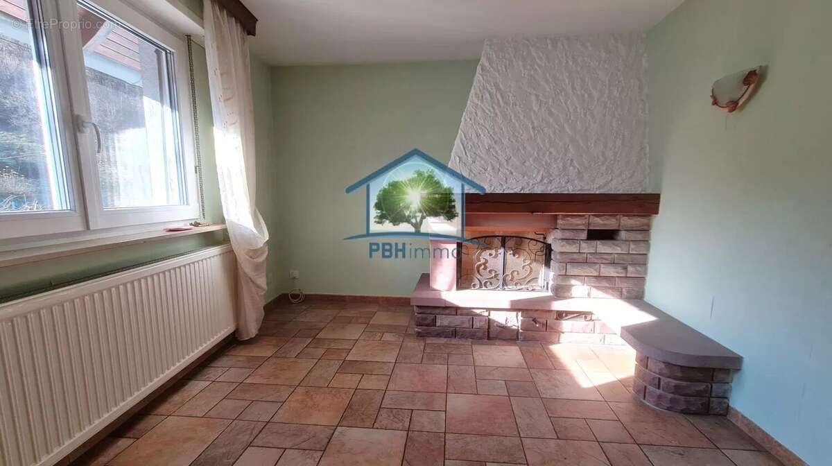 Maison à NIEDERSTEINBACH