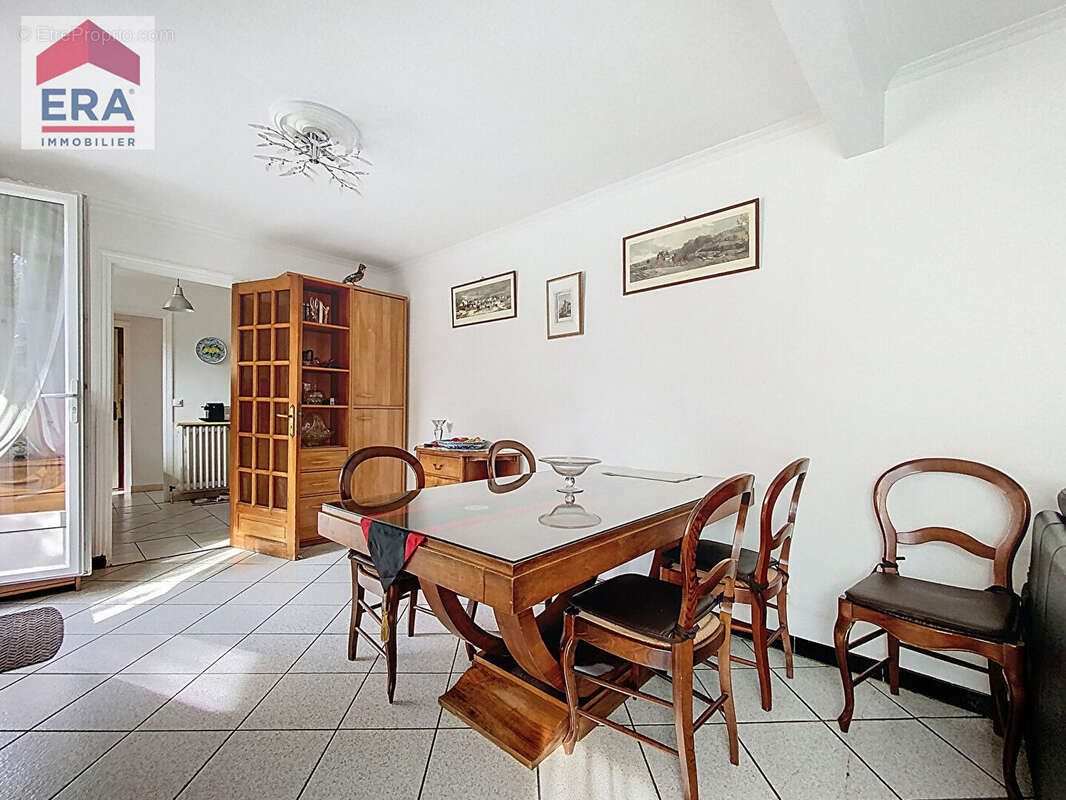 Maison à IVRY-SUR-SEINE