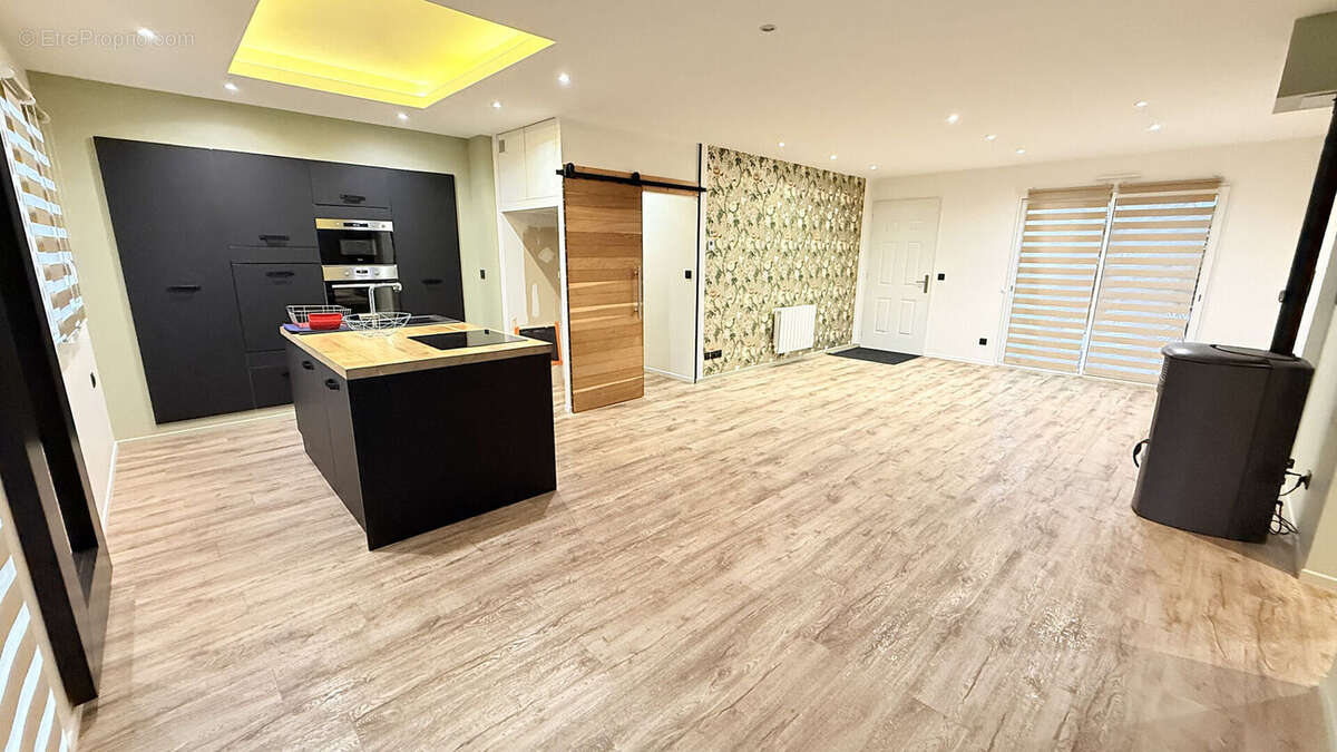 Maison à LA BACONNIERE