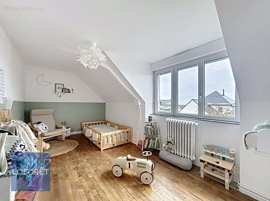 Appartement à FOUGERES