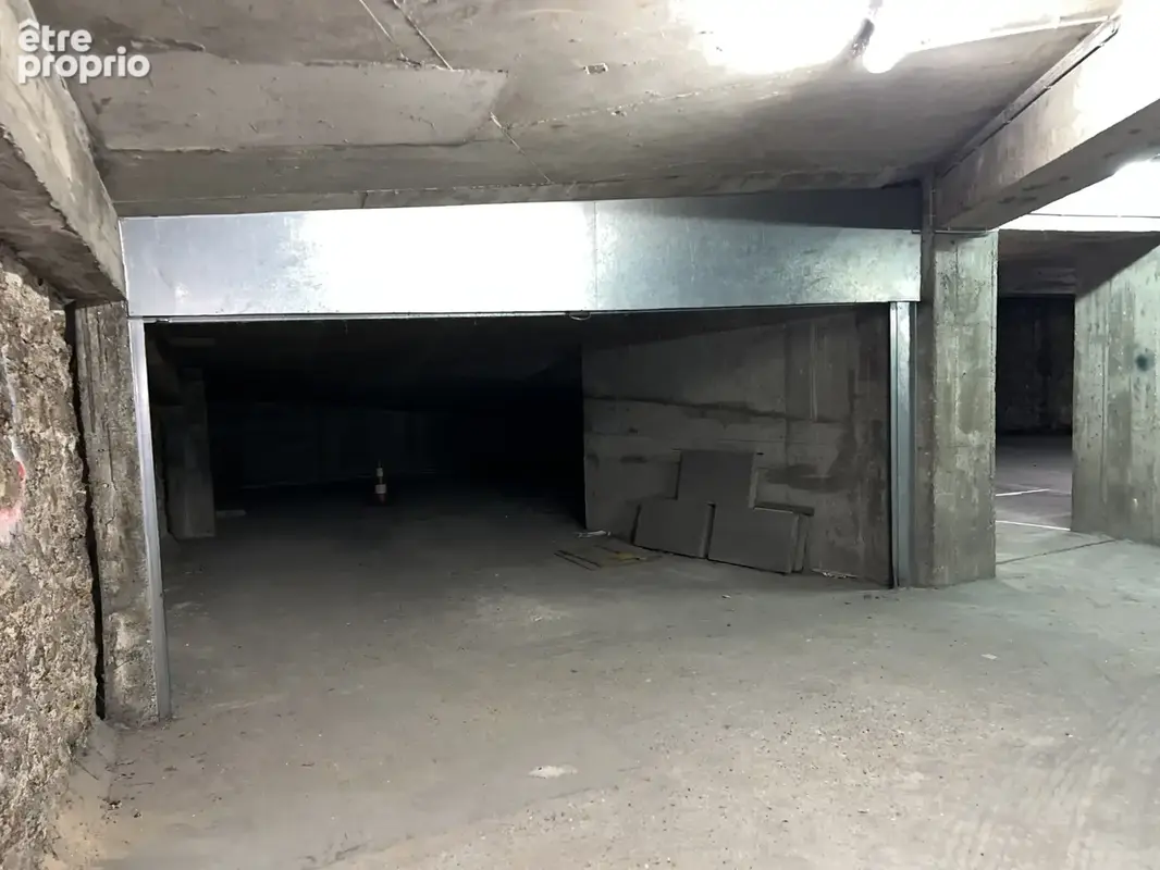 Parking à PARIS-14E