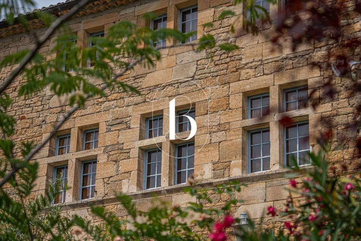 Maison à BARJAC