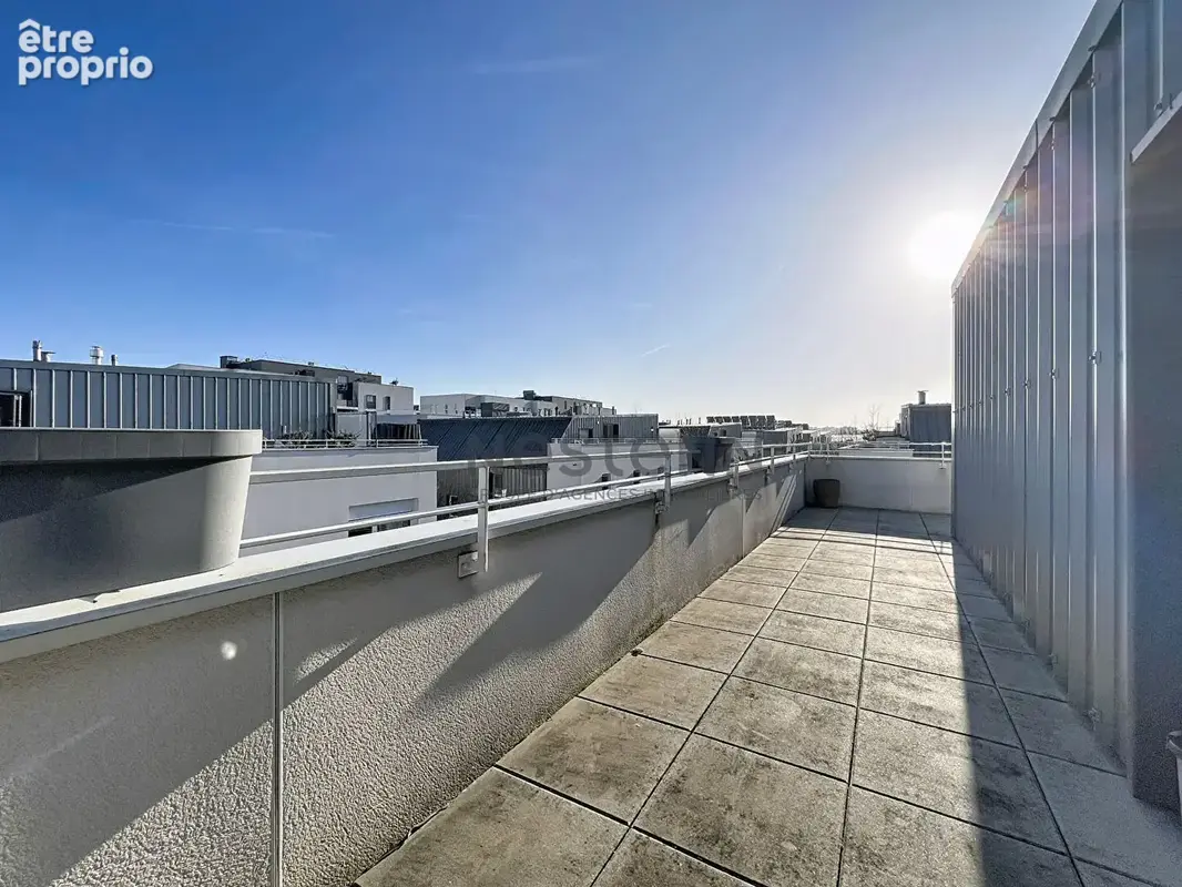 Appartement VAL POMPADOUR (limite CRETEIL) 3 pièces dernier étage avec terrasse! - photo 16