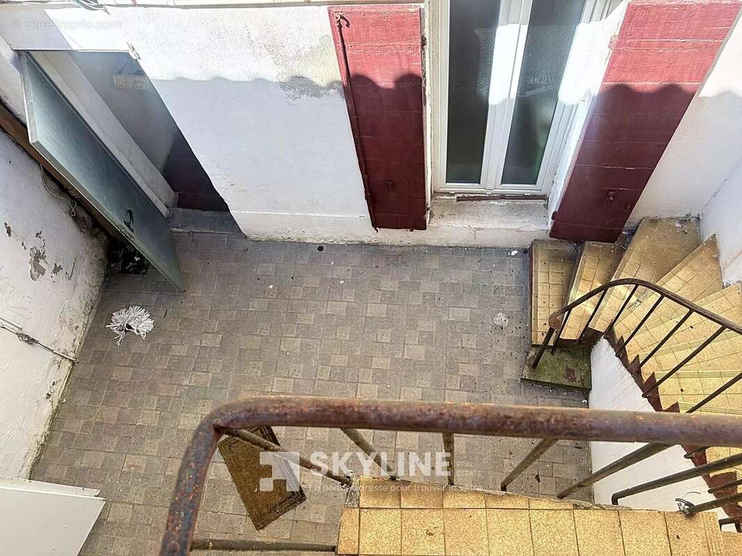 Appartement à MARSEILLE-7E