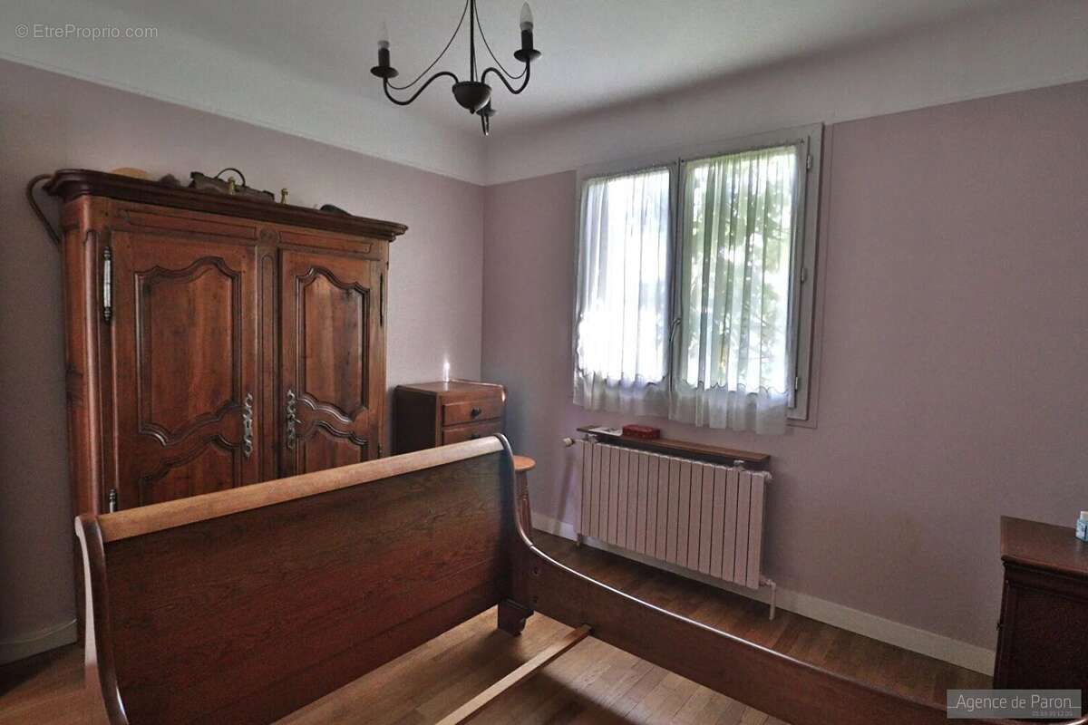 Maison à VERRIERES-LE-BUISSON