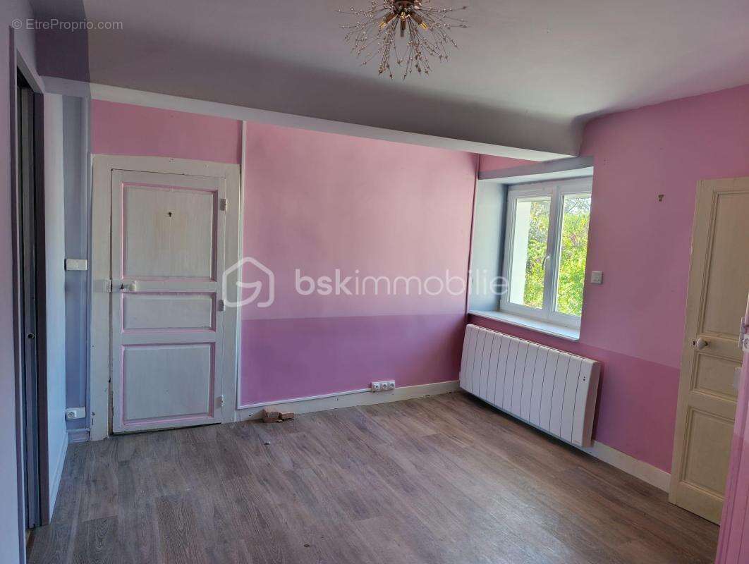 Maison à CHEVAIGNE-DU-MAINE