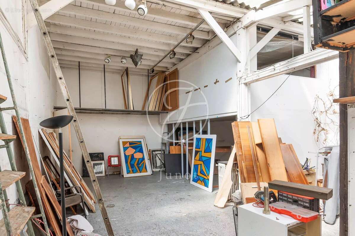 Commerce à PARIS-20E