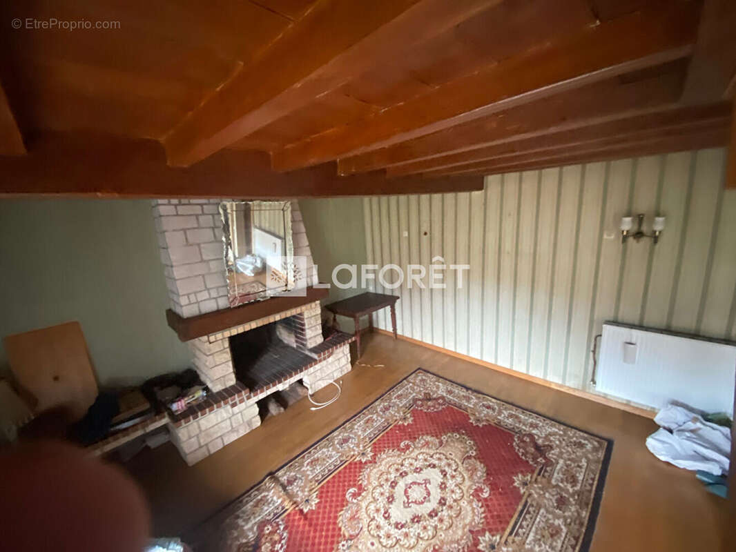 Maison à BEAURAINVILLE