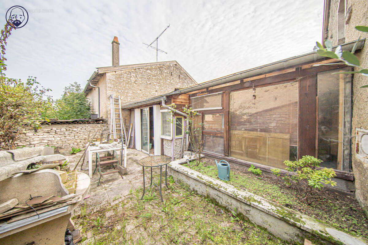 Maison à VAUCOULEURS