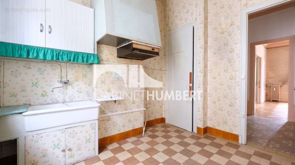 Appartement à SAINT-ETIENNE