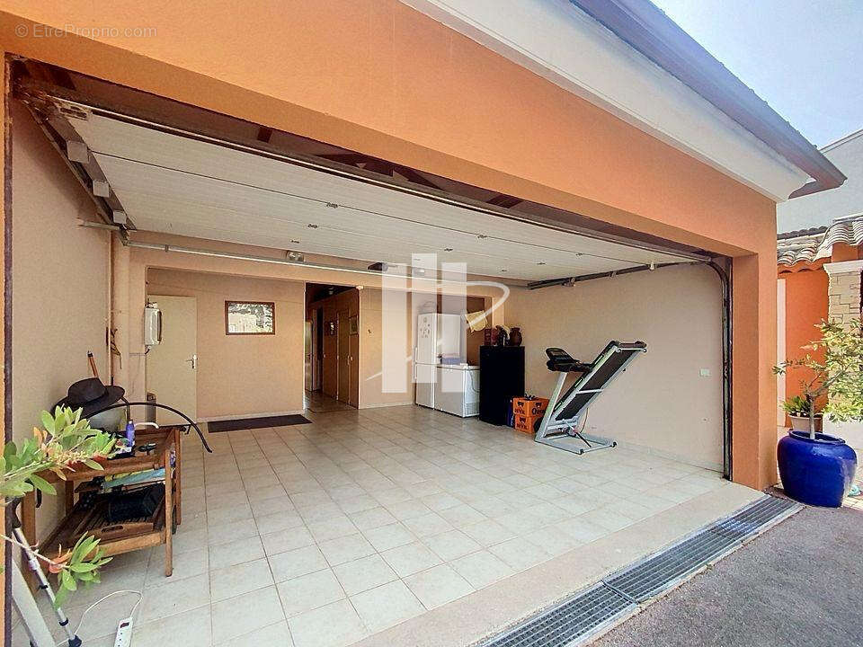 Maison à FREJUS