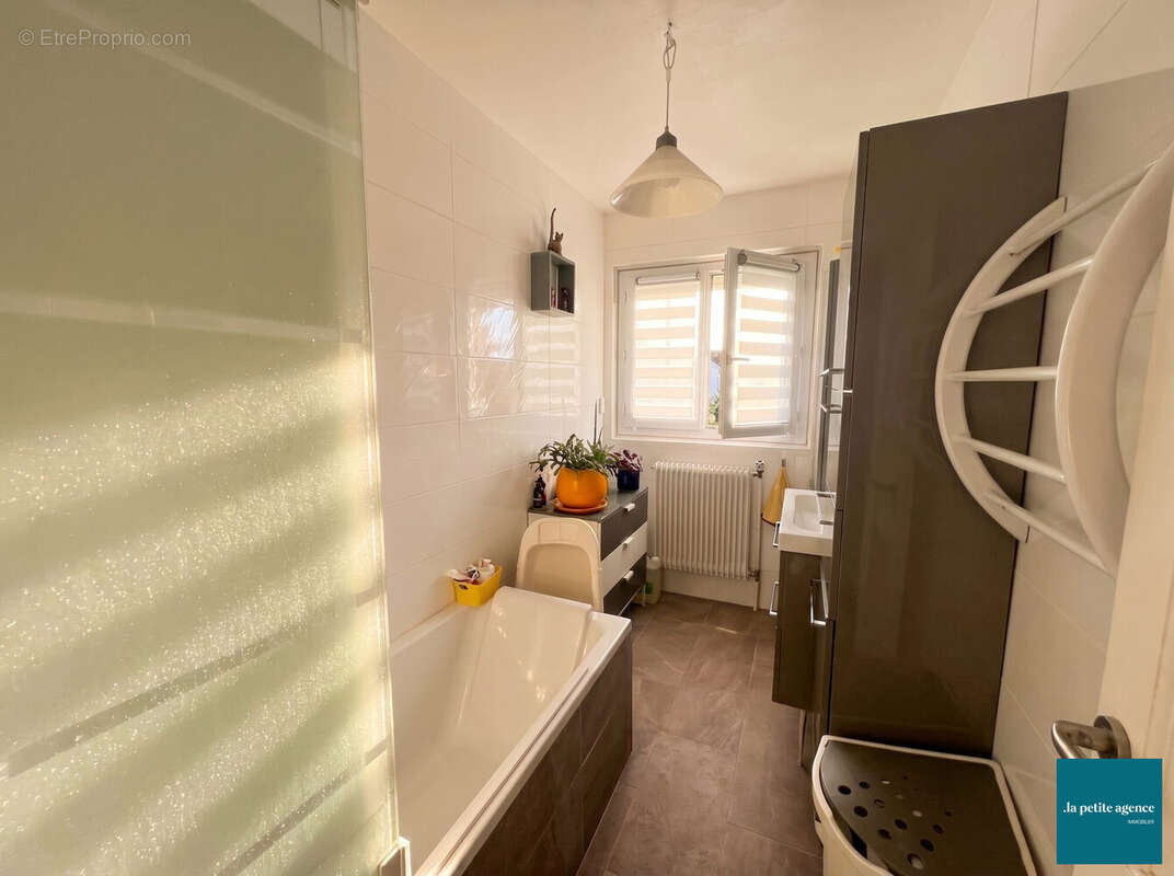 Maison 196 m² à Langrune-Sur-Mer  - photo 8