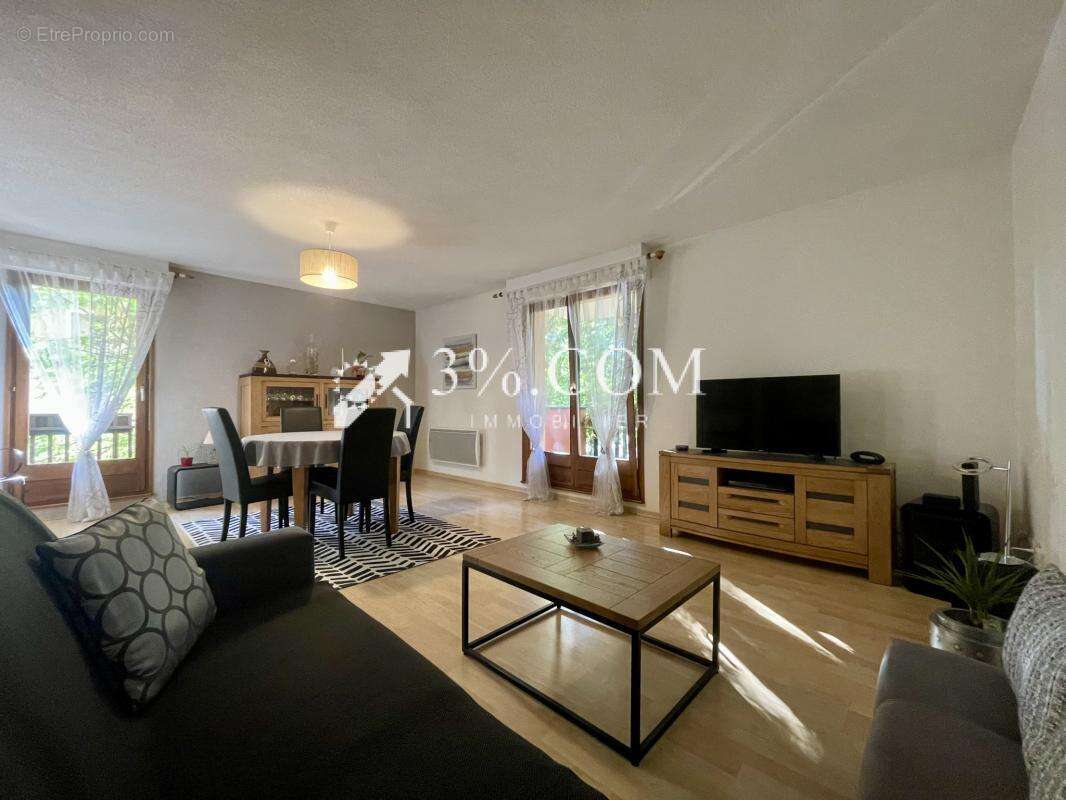 3%.COM   Exclusivité LINGOLSHEIM, F2/3 pièces de 62m2, 1 cha - photo 3