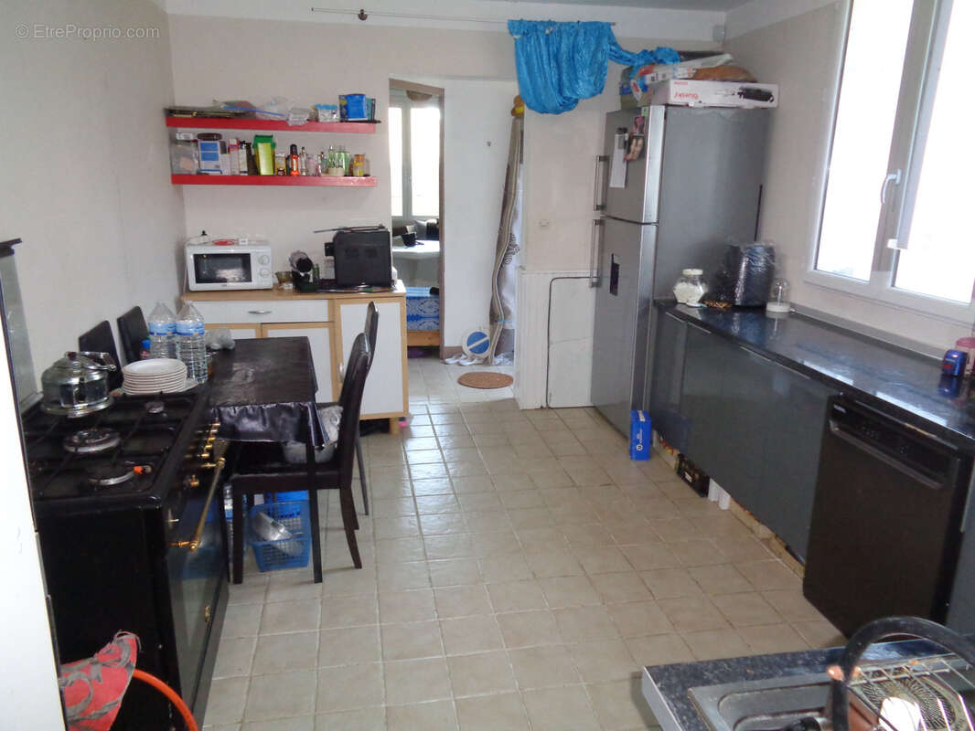 *TERRAIN 400 M2  pour faire deux immeubles 1600 m2 minimum. - photo 10