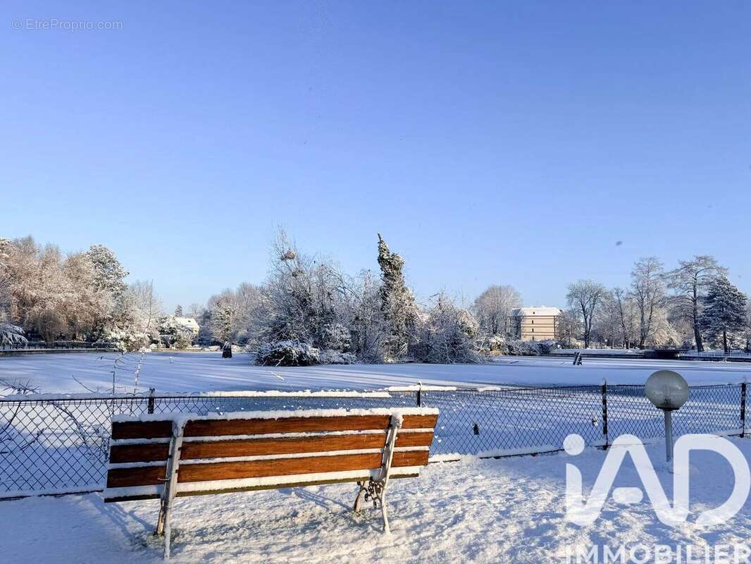 Photo 2 - Appartement à SAINT-GRATIEN