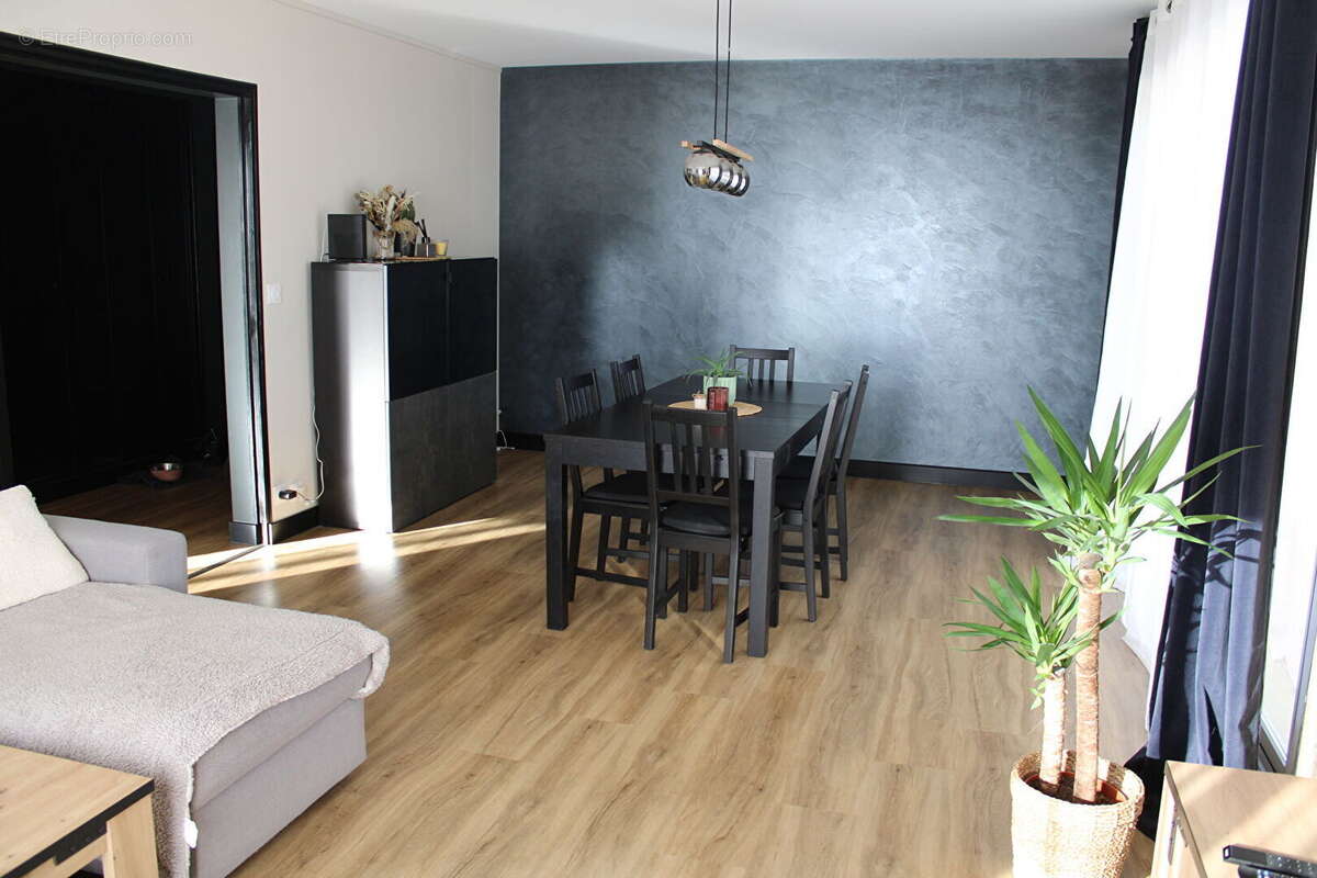 Appartement à LA GUERCHE-DE-BRETAGNE