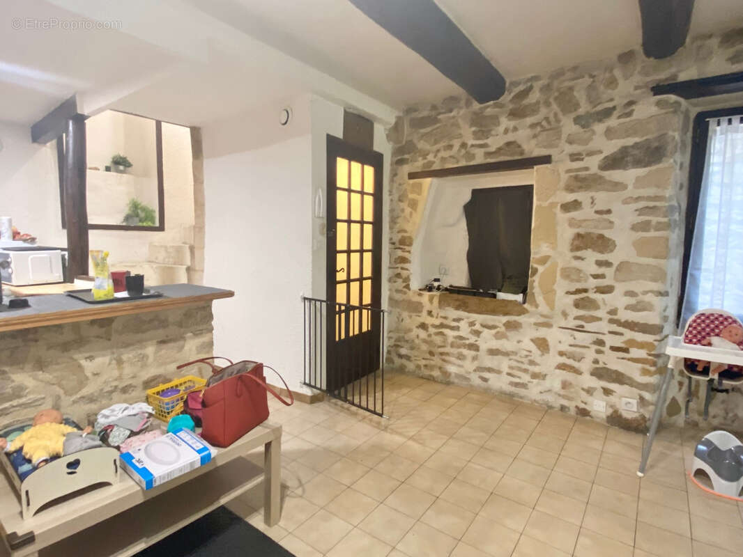 Maison à BAGNOLS-SUR-CEZE