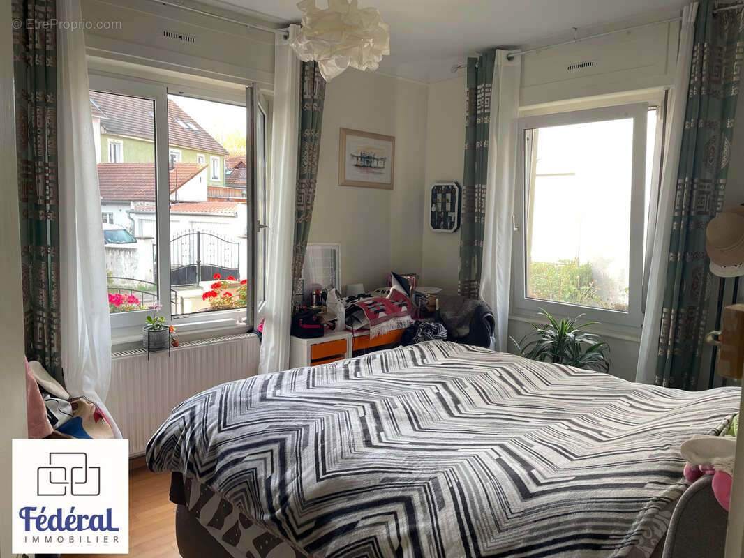 SCHILTIGHEIM F3 de 74m2 rdc, avec balcon et grand jardin dans maison traditionnelle. - photo 5
