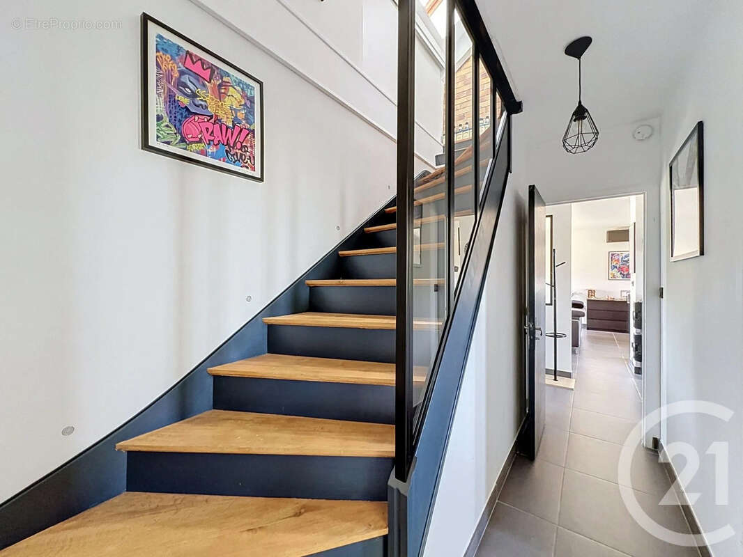 Maison 125 m² à Saulon-La-Chapelle  - photo 9