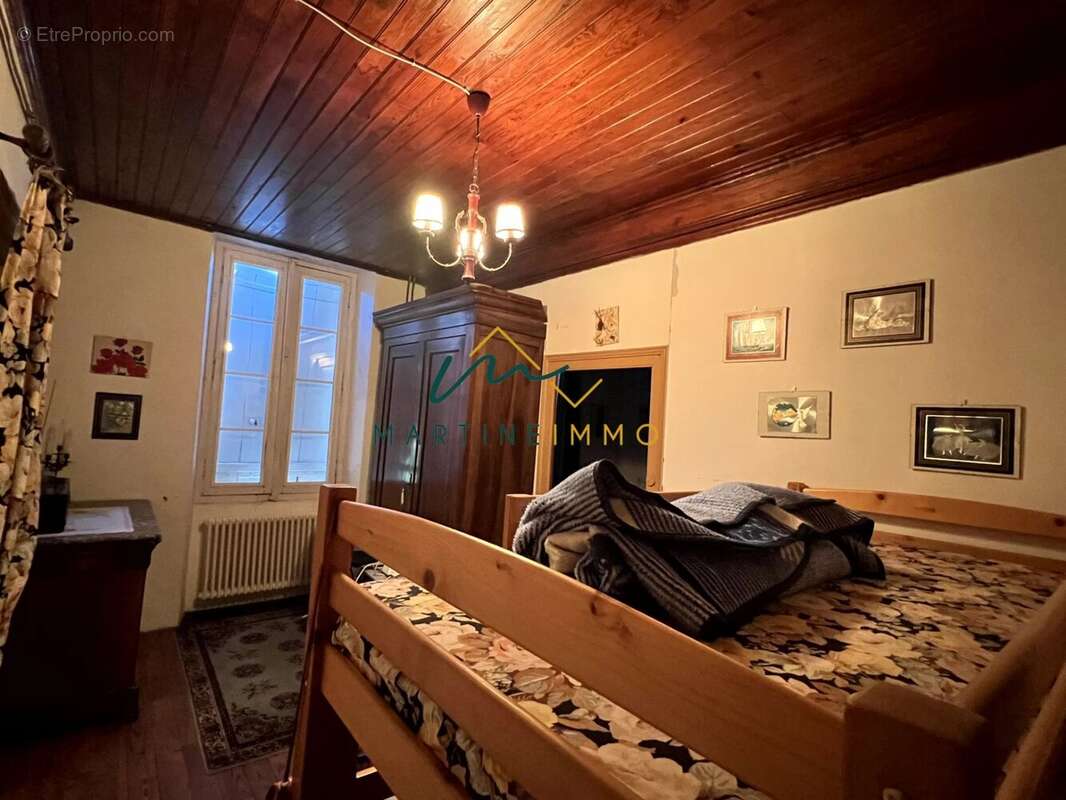 A vendre maison pierre de 240m2 - photo 11