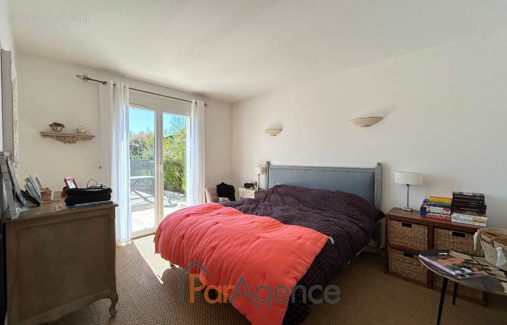 Maison à VAUX-SUR-MER