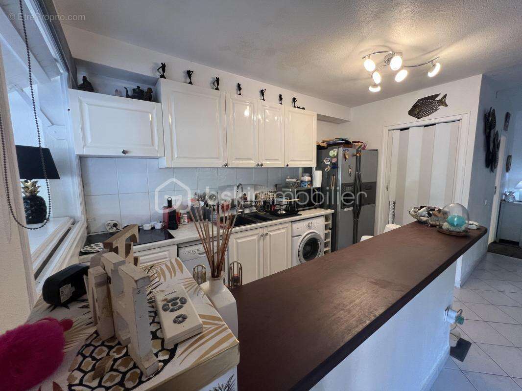 Appartement t2 route touristique pres d anse des rochers - photo 2