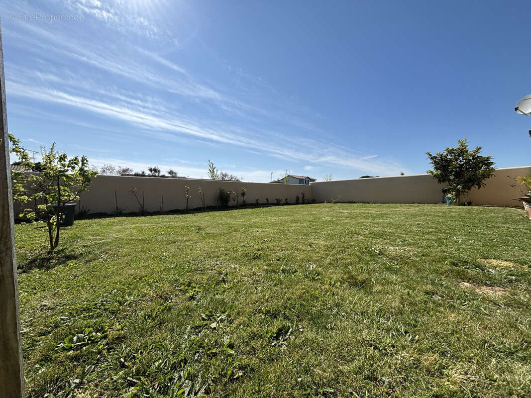 Maison à PORT-DES-BARQUES