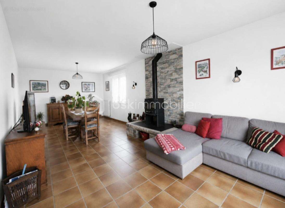 Maison à GUENIN