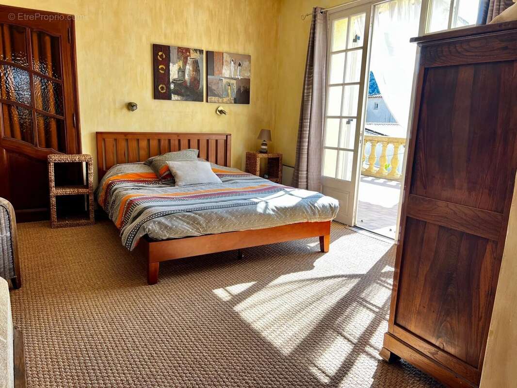 Maison à CHARLEVAL