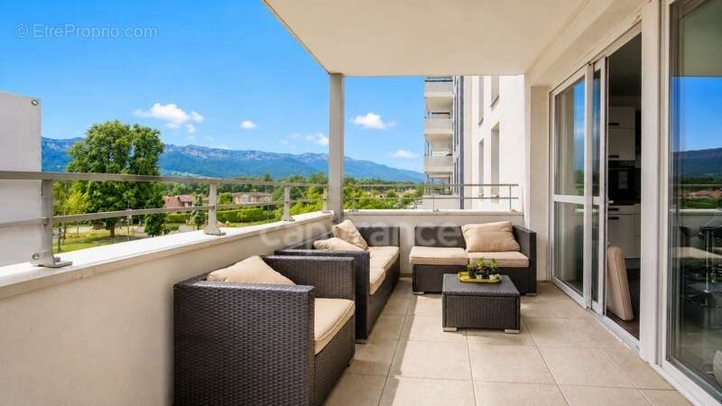 Appartement à SAINT-GENIS-POUILLY