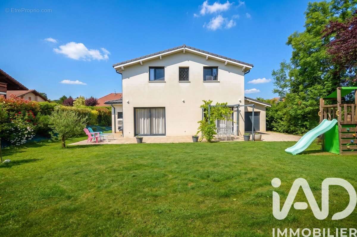 Photo 2 - Maison à CESSY