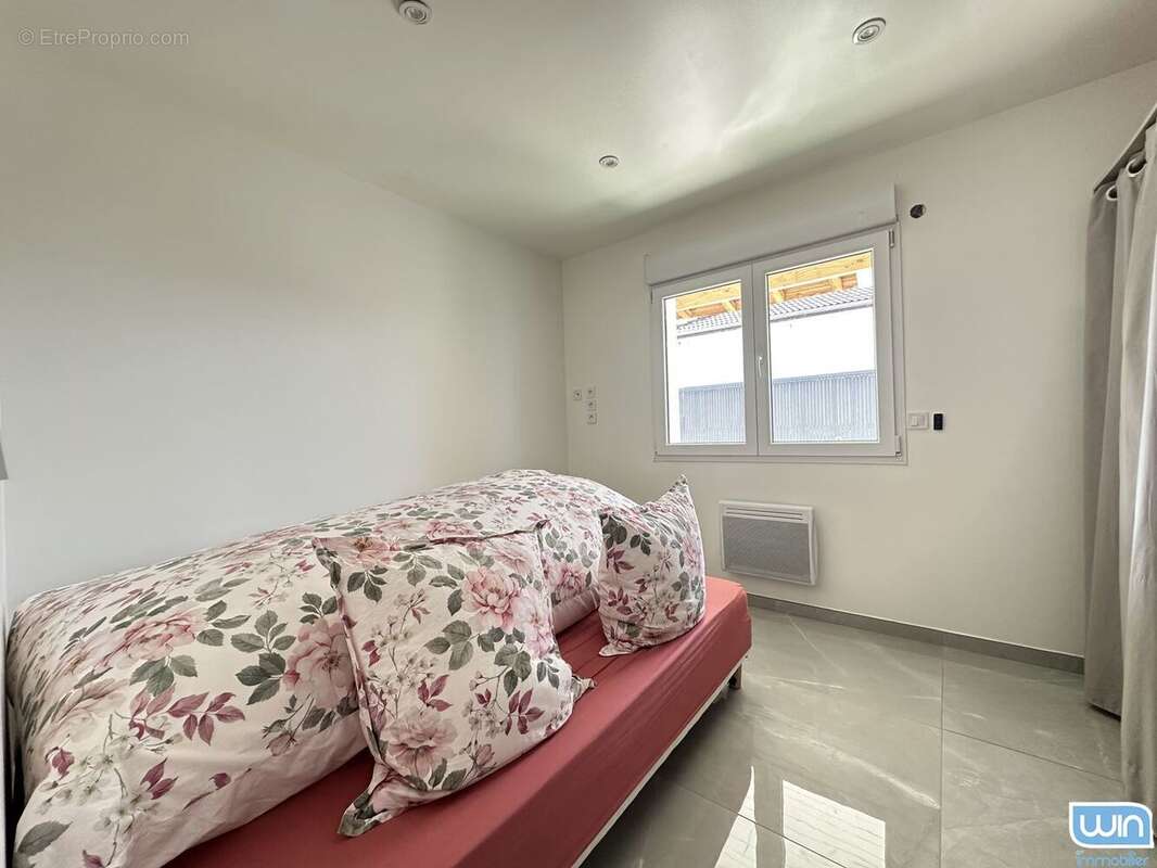 Maison à SAINT-JUST-DE-CLAIX