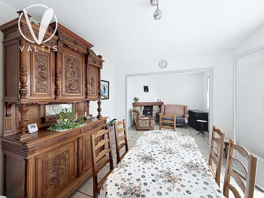 Maison à PLEVENON