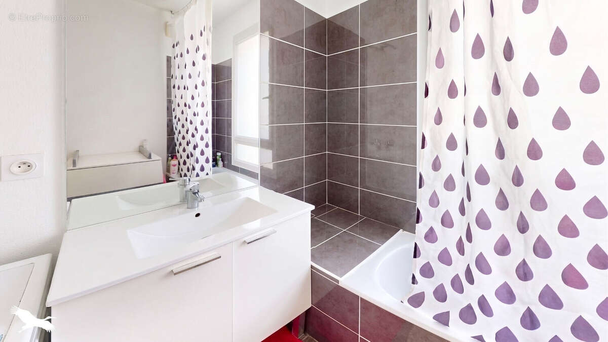 Appartement à MARSEILLE-10E