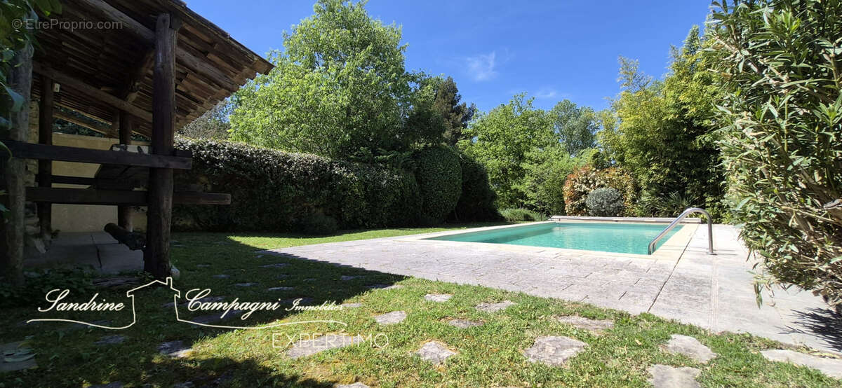Mas 18ème avec grand jardin pisciné paysagé clôturé - photo 3