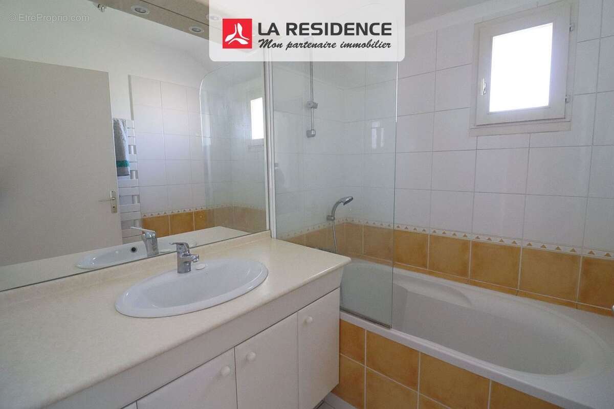 Appartement 66 m² à Buc  - photo 7
