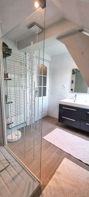 Maison avec appartement à deux pas de la gare - photo 8