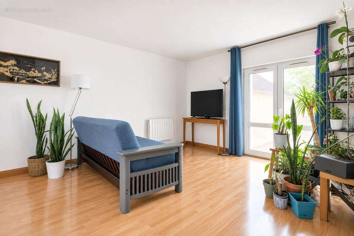 Appartement 3 pièces de 71 m² à Saulx-les-Chartreux - photo 2