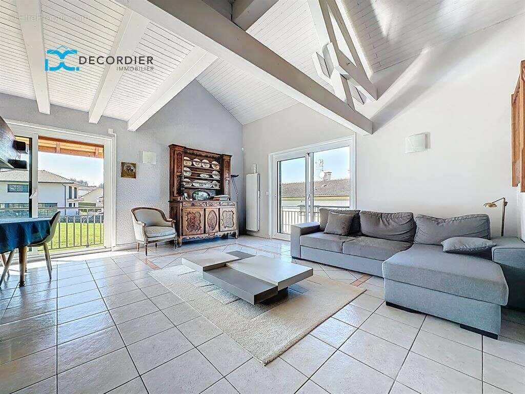 Maison à NEUVECELLE