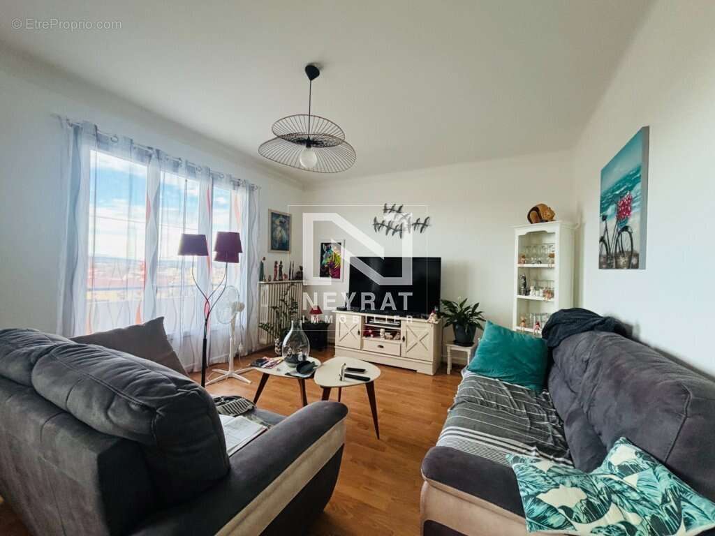 Appartement à MONTCEAU-LES-MINES