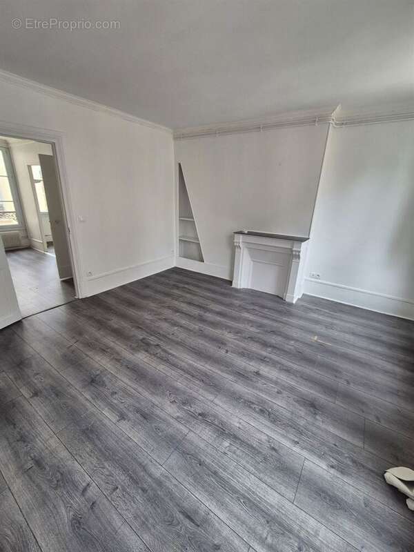 Appartement à LEVALLOIS-PERRET