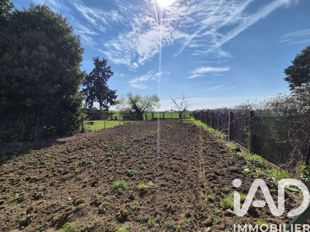 Maison 82 m² à Villebeon  - photo 5