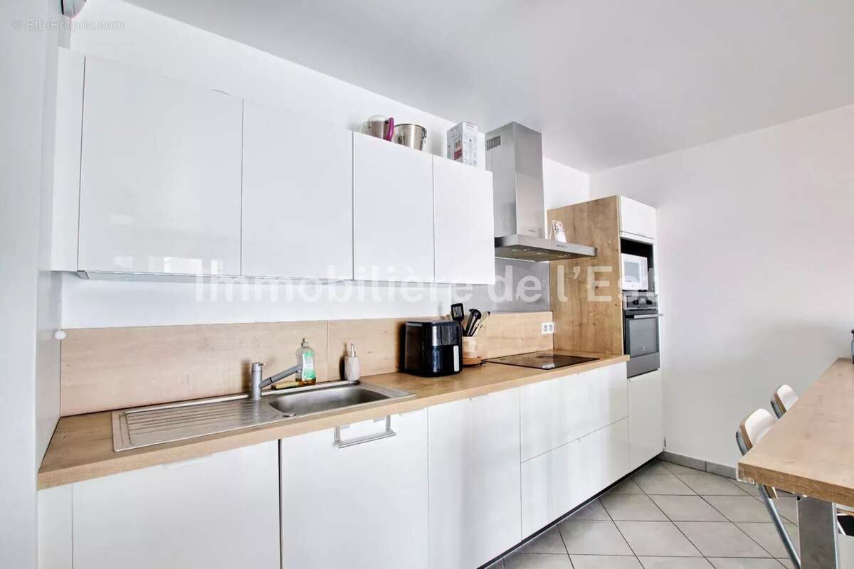 Appartement à SAINT-FONS