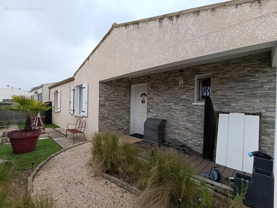 Photo 1 - Maison à BENON