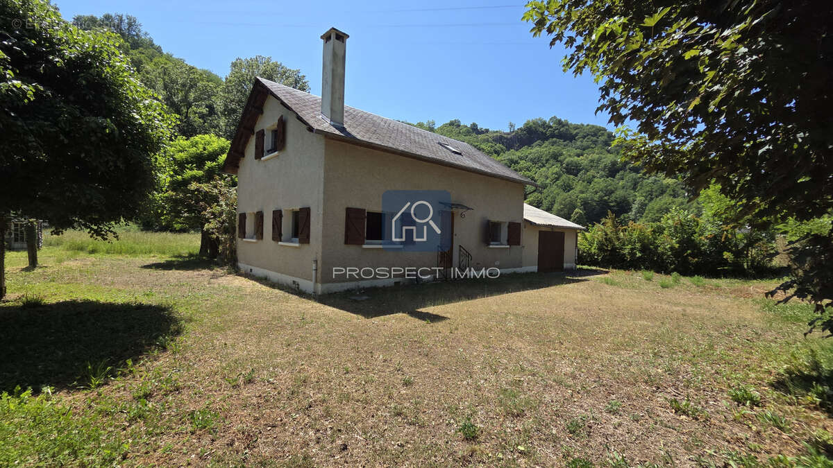 Maison à SAINT-COME-D'OLT