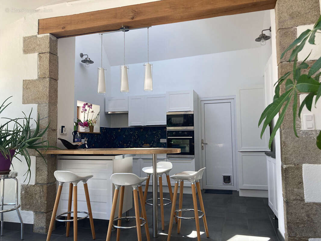 Maison à PLONEOUR-LANVERN