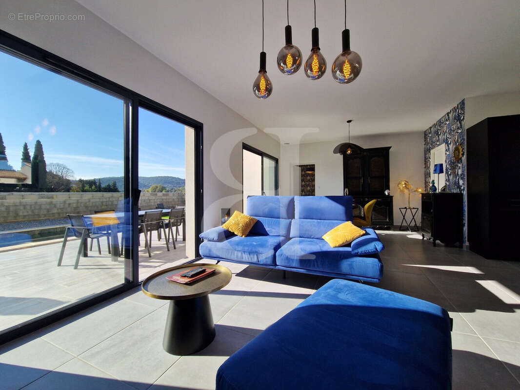 Maison à VAISON-LA-ROMAINE