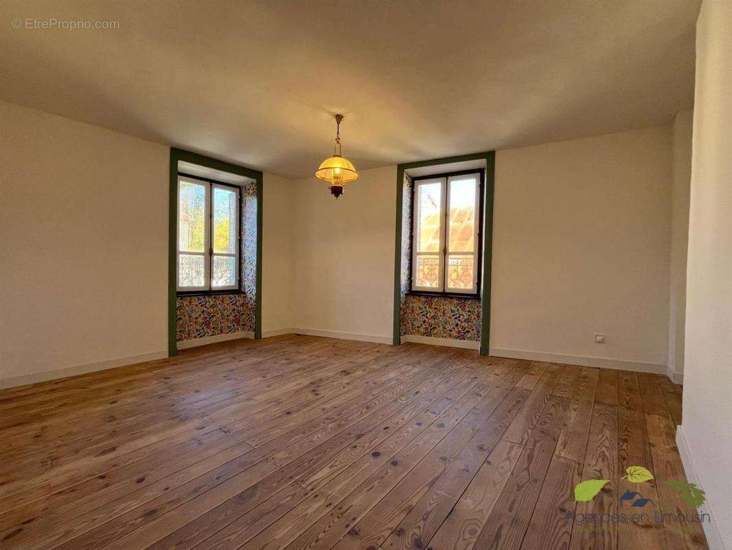 Maison à ROZIERS-SAINT-GEORGES