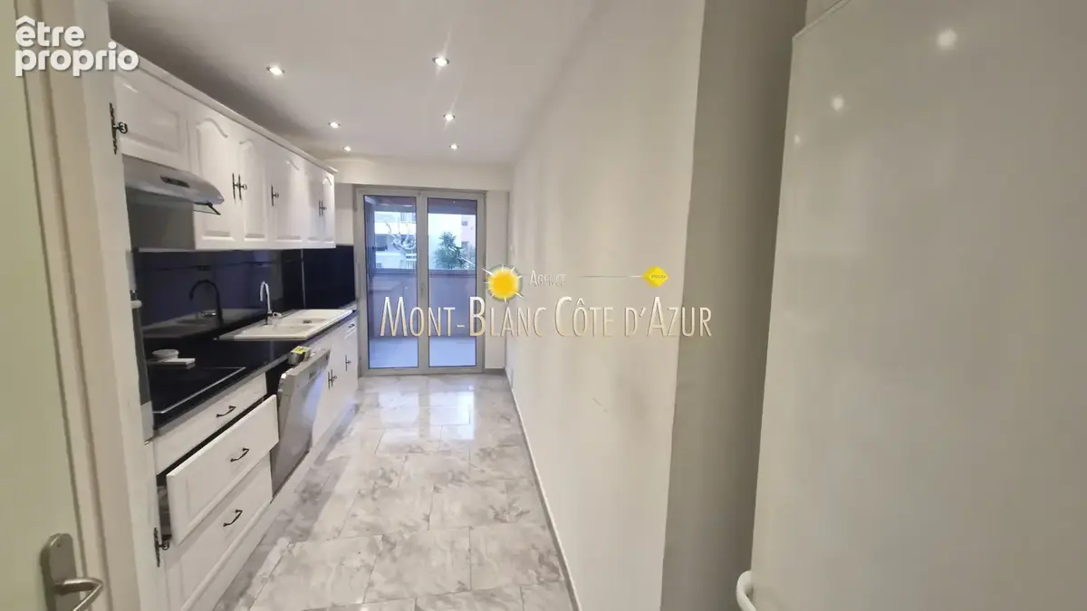 Appartement 4 pieces avec parking dans la residence centre ville - photo 7