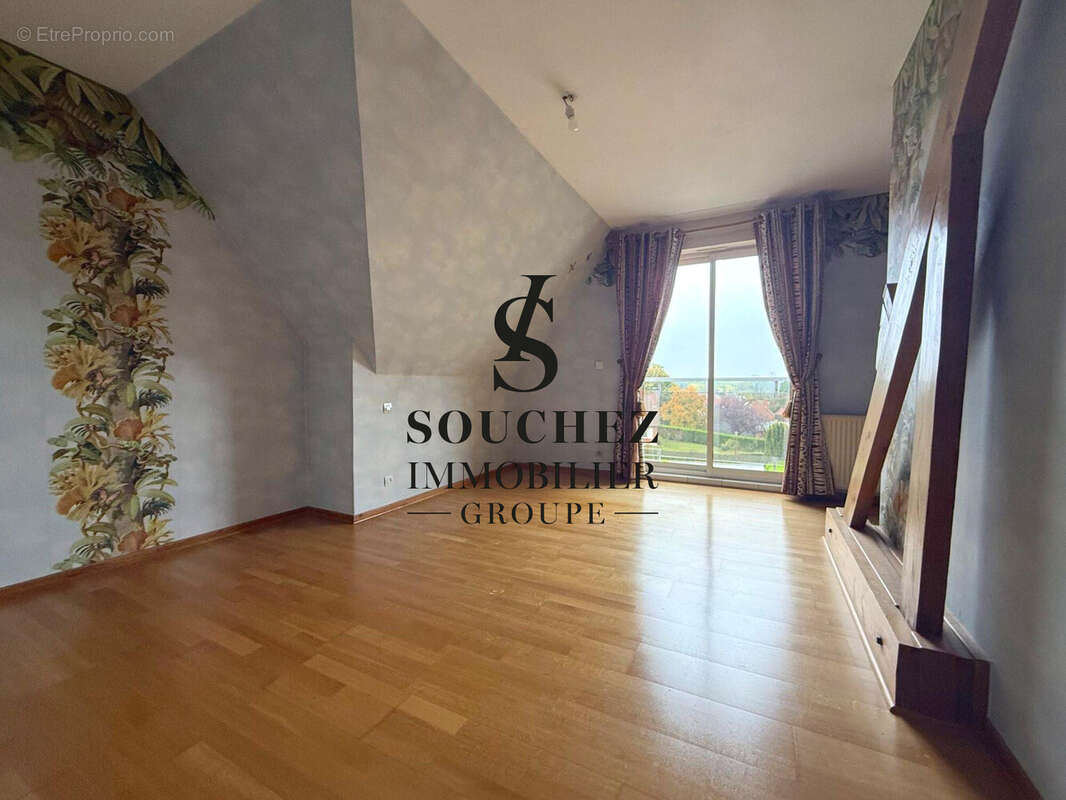 Maison à ANZIN-SAINT-AUBIN